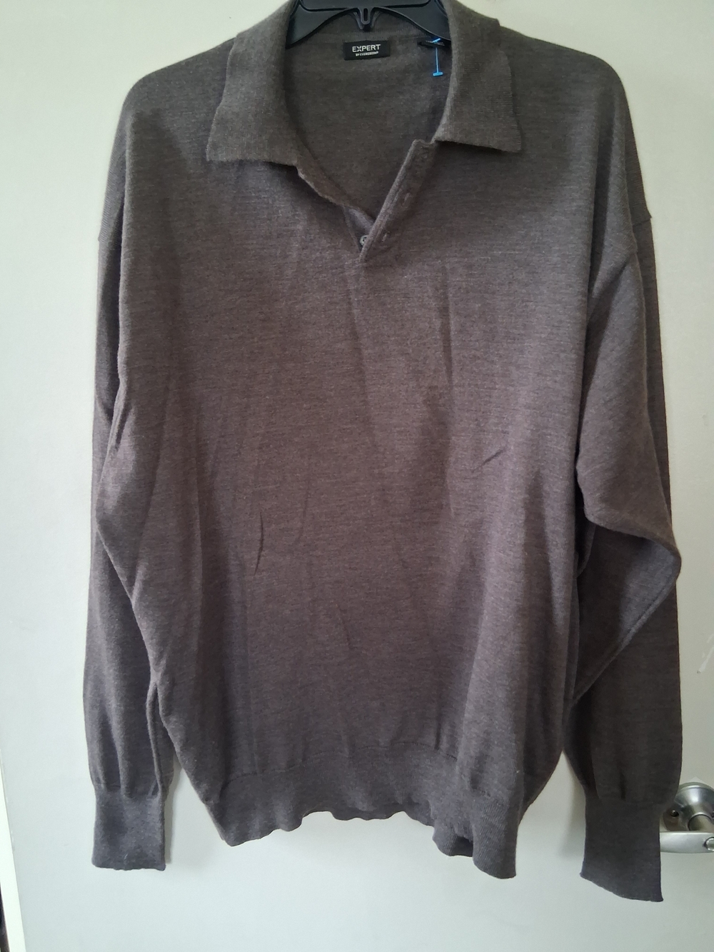 Men’s V-Neck Polo Collar Sweater in Brown